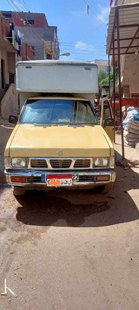 عربيه نيسان موديل 99