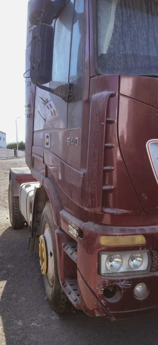 عربيه تريلا وديل تنك مياه